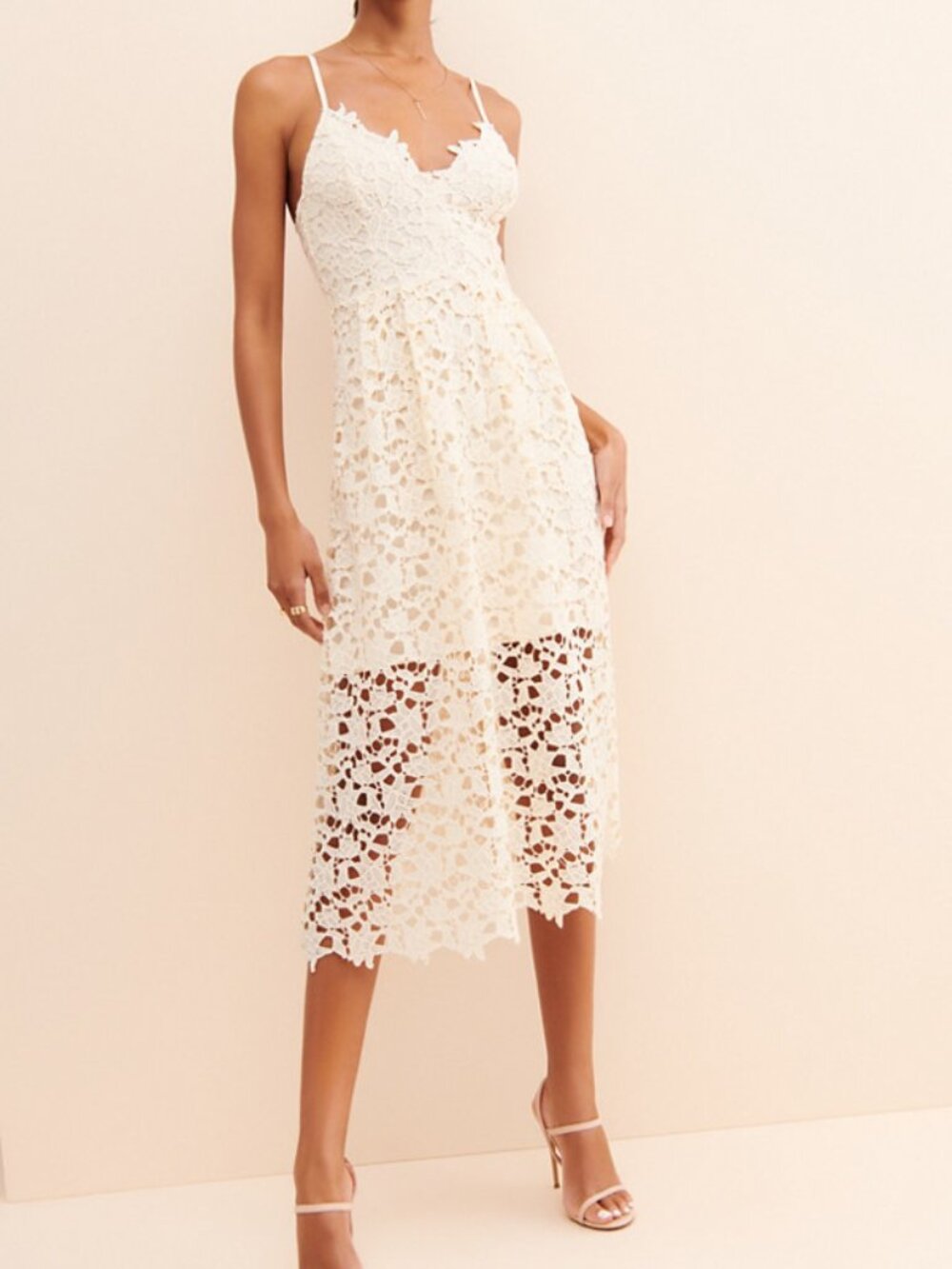 ASTR the Label Buttercream Lace V-Neck A-Line Midi Dress Size XL